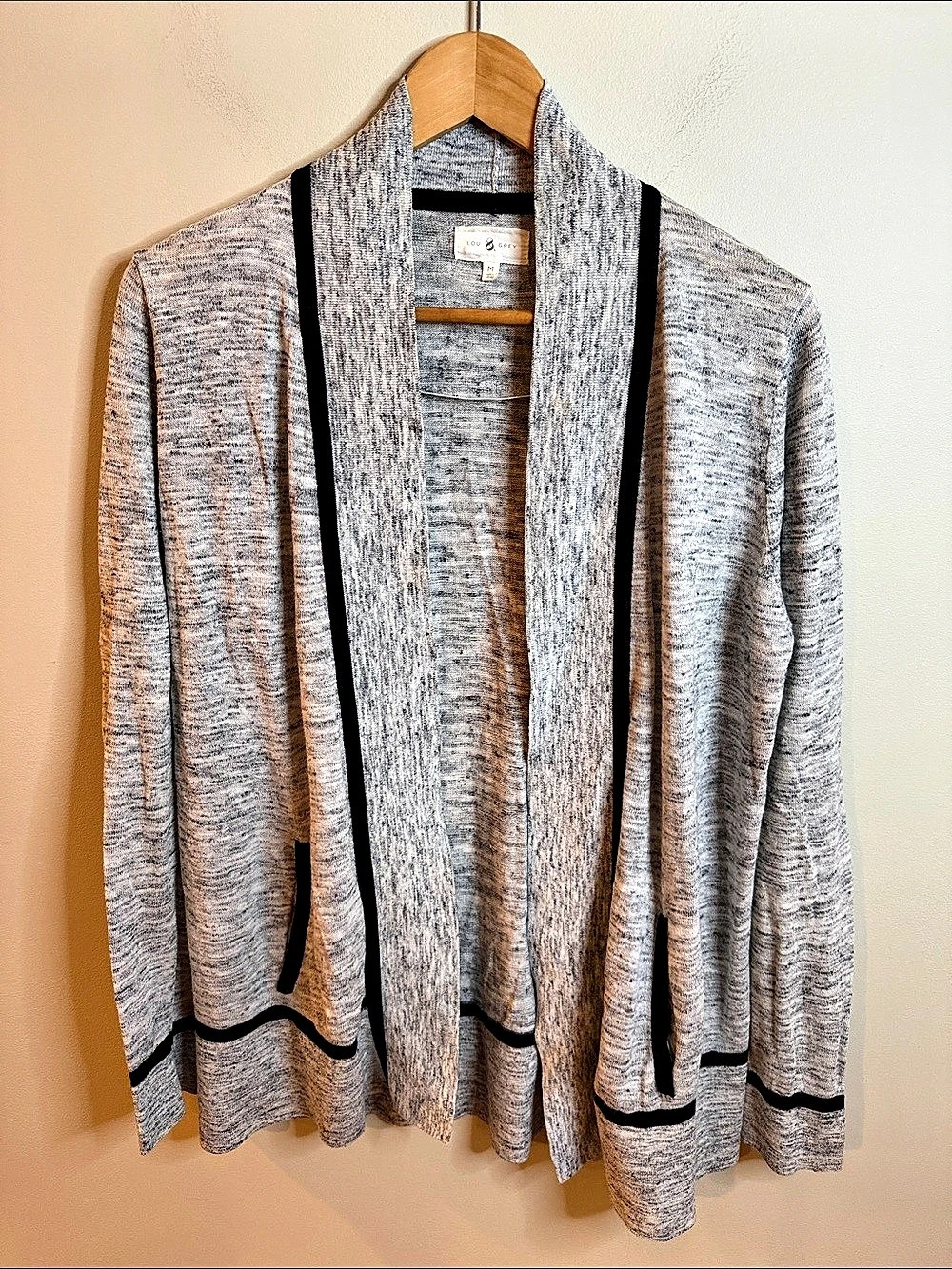 Lou & Grey Gray & Black Trim Cardigan Size Medium